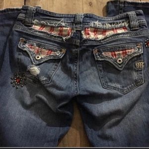 NWOT EMBELLISHED MISS ME JEANS SIZE 30